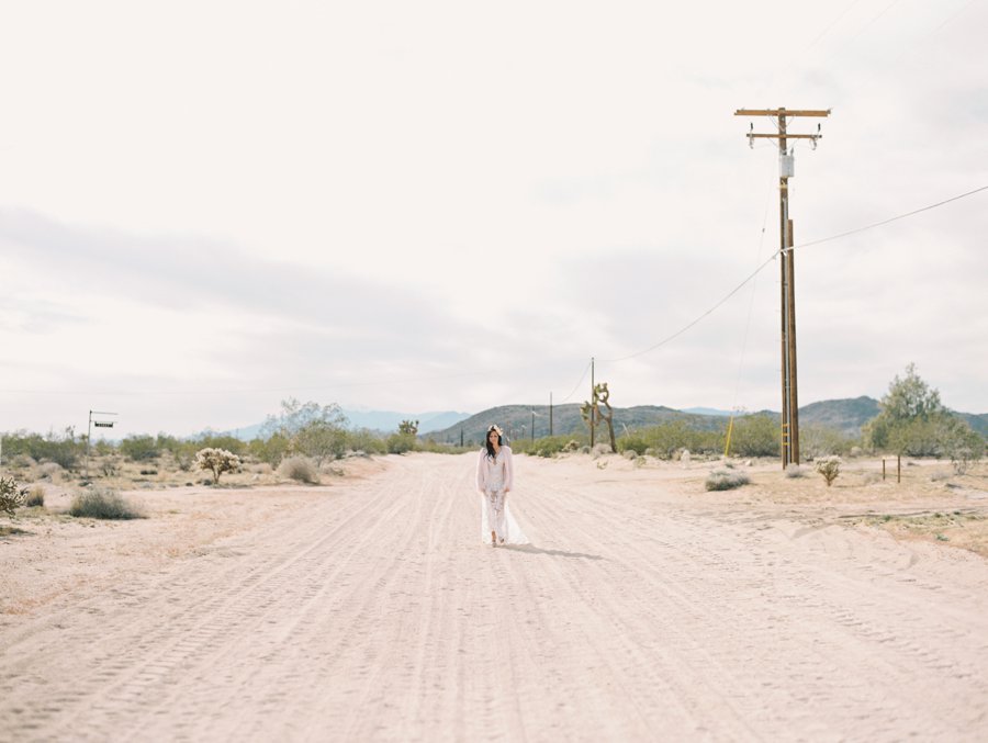 Joshua Tree Wedding // Laura Goldenberger Photography