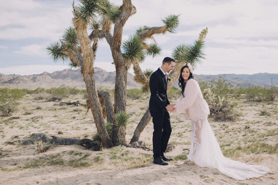 Joshua Tree Wedding // Laura Goldenberger Photography