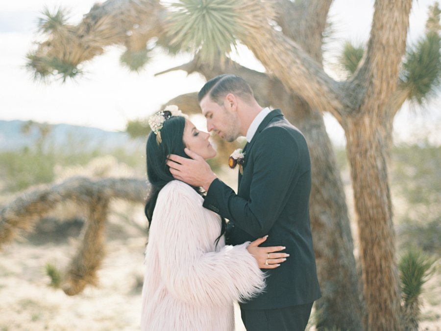 Joshua Tree Wedding // Laura Goldenberger Photography